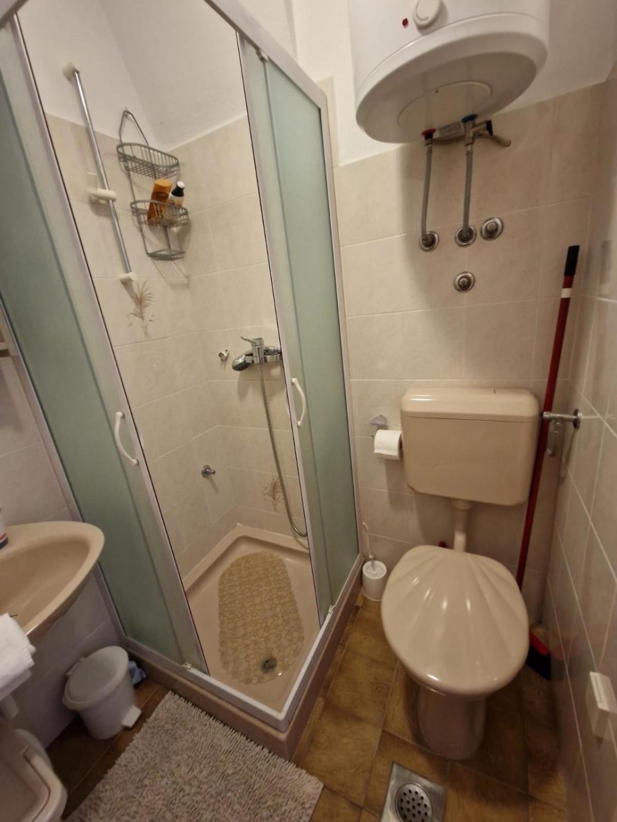 Studio Apartment Riva Sumartin Buitenkant foto