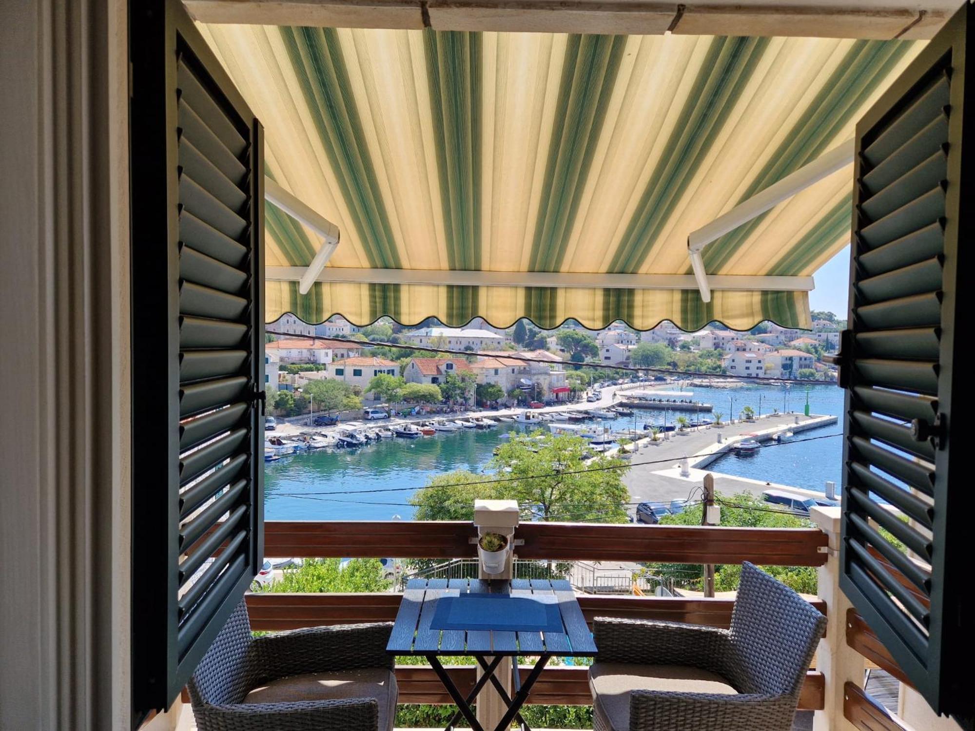 Studio Apartment Riva Sumartin Buitenkant foto