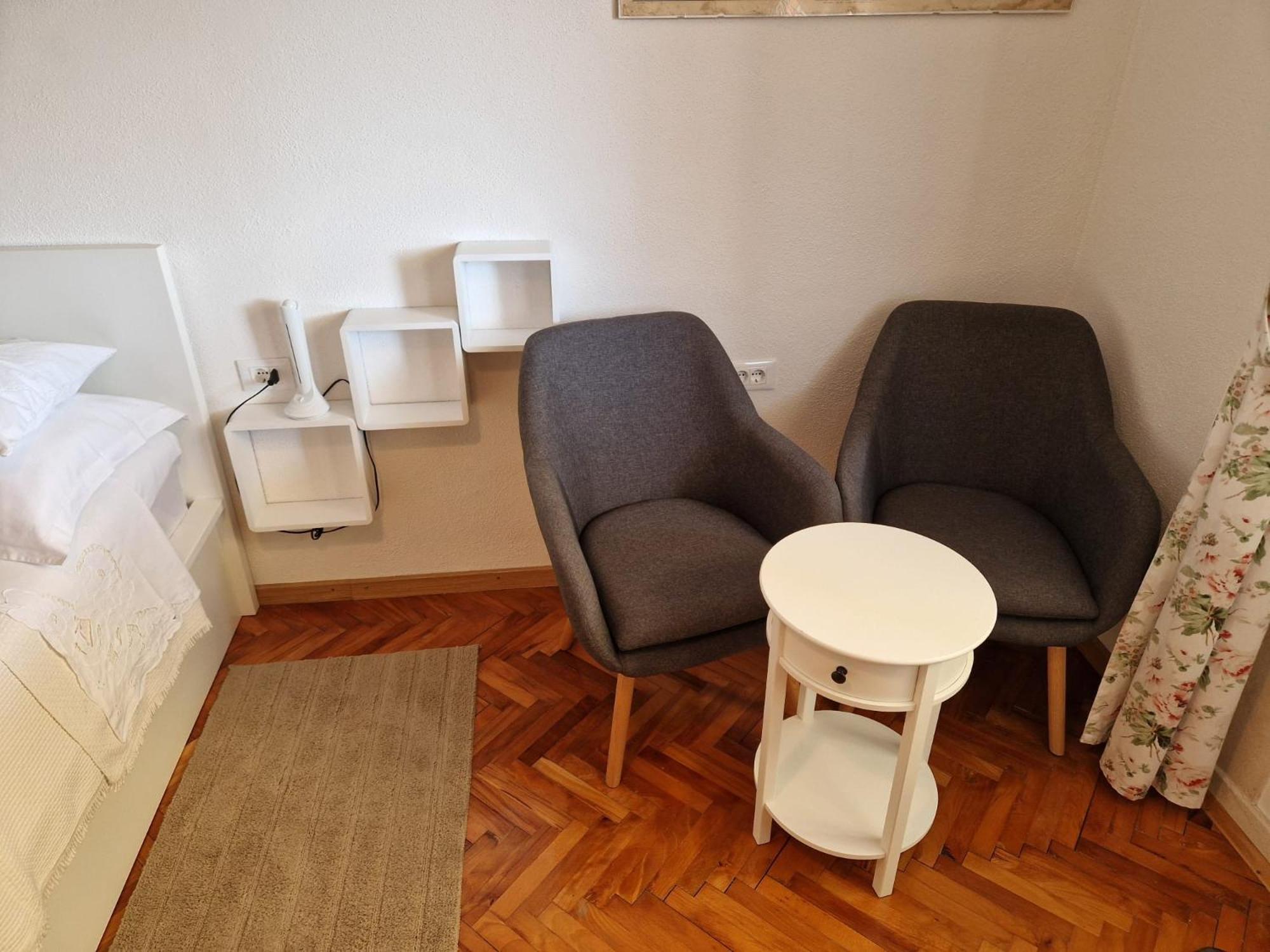 Studio Apartment Riva Sumartin Buitenkant foto