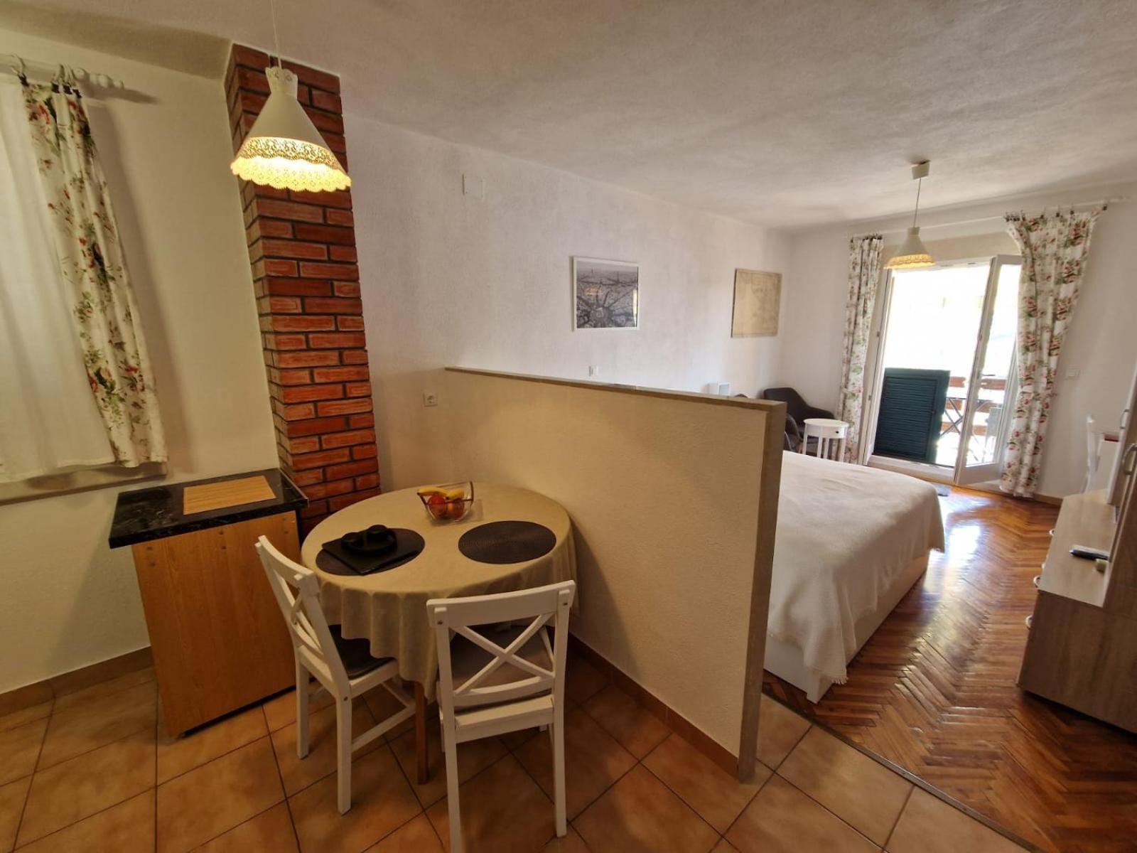 Studio Apartment Riva Sumartin Buitenkant foto